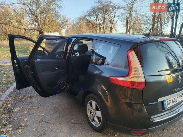 Черный Рено Гранд Сценик, объемом двигателя 1.4 л и пробегом 280 тыс. км за 6500 $, фото 9 на Automoto.ua