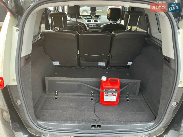 Черный Рено Гранд Сценик, объемом двигателя 1.4 л и пробегом 208 тыс. км за 6000 $, фото 14 на Automoto.ua