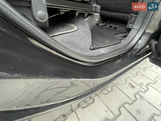 Черный Рено Гранд Сценик, объемом двигателя 1.46 л и пробегом 320 тыс. км за 6000 $, фото 12 на Automoto.ua