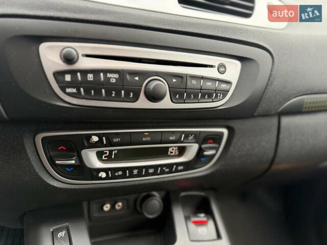 Черный Рено Гранд Сценик, объемом двигателя 1.5 л и пробегом 270 тыс. км за 6250 $, фото 25 на Automoto.ua