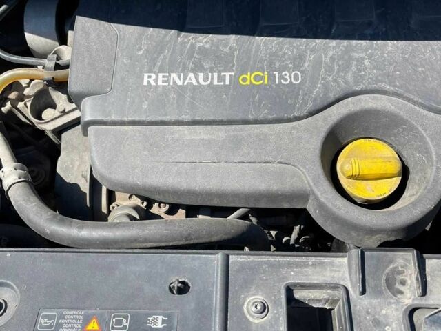 Черный Рено Гранд Сценик, объемом двигателя 1.9 л и пробегом 234 тыс. км за 7850 $, фото 2 на Automoto.ua