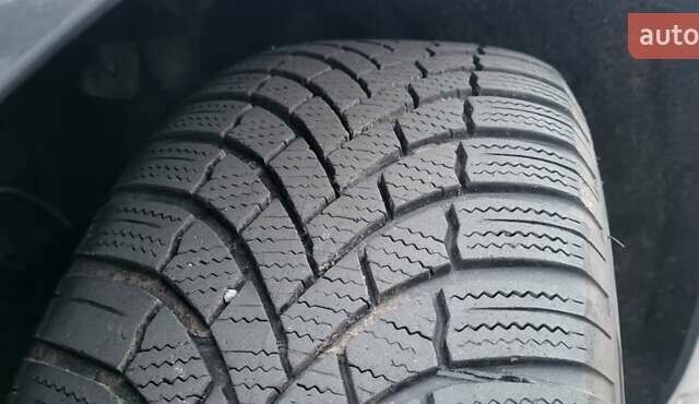 Черный Рено Гранд Сценик, объемом двигателя 1.6 л и пробегом 200 тыс. км за 8350 $, фото 44 на Automoto.ua