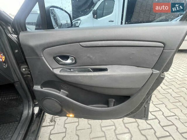Черный Рено Гранд Сценик, объемом двигателя 1.46 л и пробегом 320 тыс. км за 6000 $, фото 17 на Automoto.ua