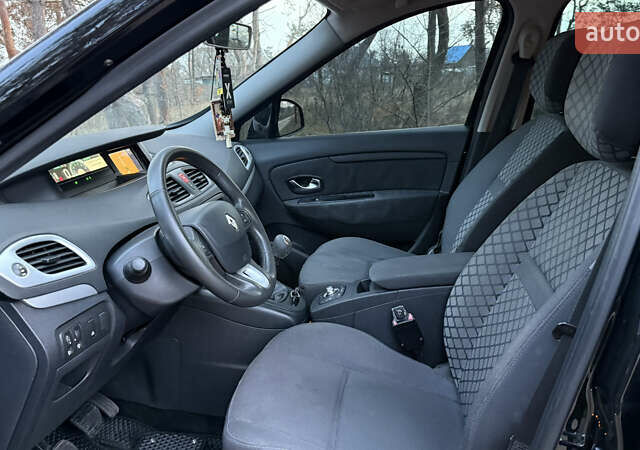 Чорний Рено Гранд Сценік, об'ємом двигуна 1.4 л та пробігом 285 тис. км за 6800 $, фото 9 на Automoto.ua