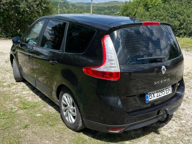 Черный Рено Гранд Сценик, объемом двигателя 1.9 л и пробегом 234 тыс. км за 7850 $, фото 9 на Automoto.ua