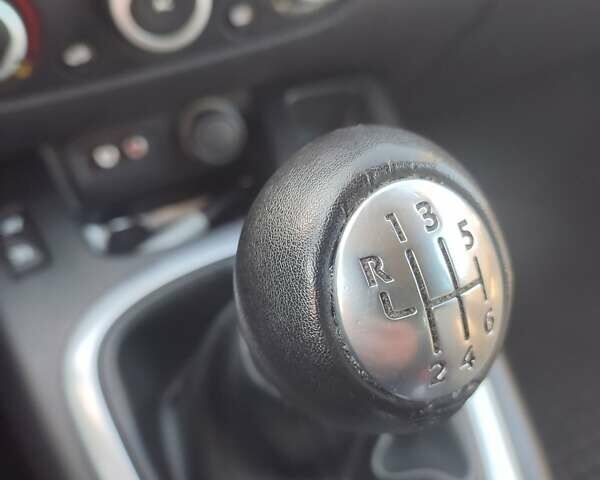 Черный Рено Гранд Сценик, объемом двигателя 1.46 л и пробегом 240 тыс. км за 7000 $, фото 8 на Automoto.ua