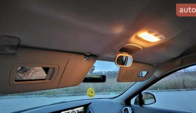 Черный Рено Гранд Сценик, объемом двигателя 1.6 л и пробегом 200 тыс. км за 8350 $, фото 34 на Automoto.ua