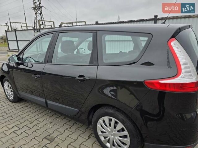 Черный Рено Гранд Сценик, объемом двигателя 1.4 л и пробегом 220 тыс. км за 5999 $, фото 11 на Automoto.ua