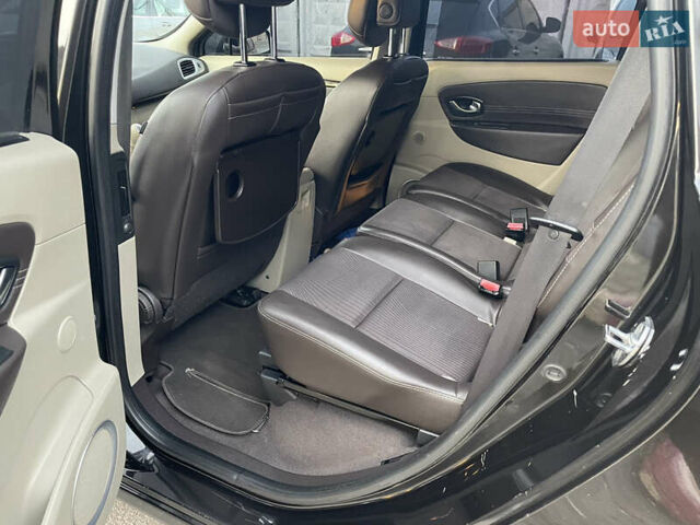 Черный Рено Гранд Сценик, объемом двигателя 1.4 л и пробегом 208 тыс. км за 6000 $, фото 16 на Automoto.ua