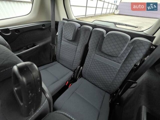 Черный Рено Гранд Сценик, объемом двигателя 1.4 л и пробегом 220 тыс. км за 5999 $, фото 33 на Automoto.ua