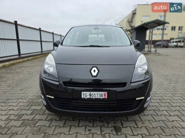 Черный Рено Гранд Сценик, объемом двигателя 1.4 л и пробегом 220 тыс. км за 5999 $, фото 2 на Automoto.ua