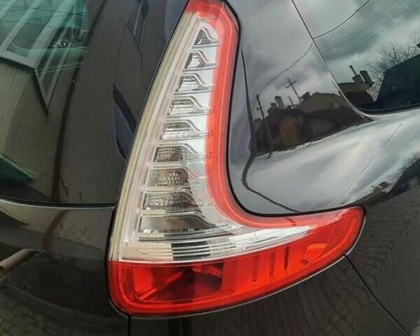 Чорний Рено Гранд Сценік, об'ємом двигуна 1.5 л та пробігом 285 тис. км за 6900 $, фото 1 на Automoto.ua