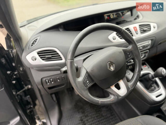Черный Рено Гранд Сценик, объемом двигателя 1.5 л и пробегом 270 тыс. км за 6250 $, фото 21 на Automoto.ua