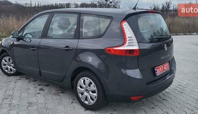 Черный Рено Гранд Сценик, объемом двигателя 1.6 л и пробегом 200 тыс. км за 8350 $, фото 4 на Automoto.ua