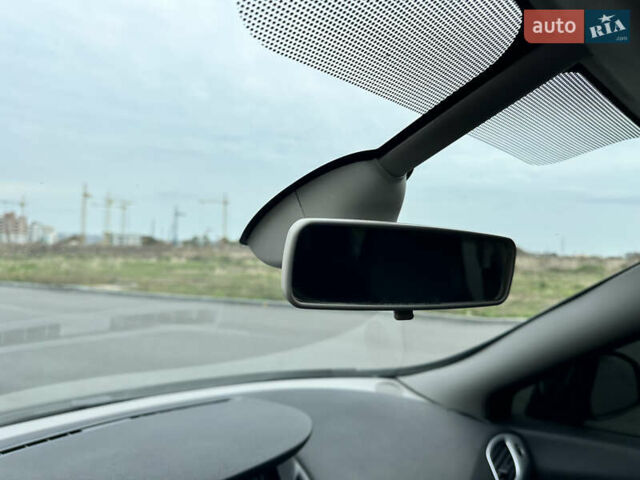 Черный Рено Гранд Сценик, объемом двигателя 1.9 л и пробегом 253 тыс. км за 7999 $, фото 76 на Automoto.ua