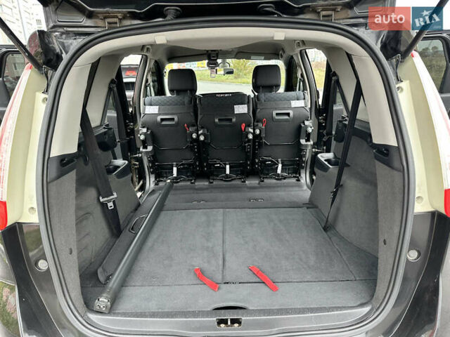 Черный Рено Гранд Сценик, объемом двигателя 1.9 л и пробегом 253 тыс. км за 7999 $, фото 34 на Automoto.ua