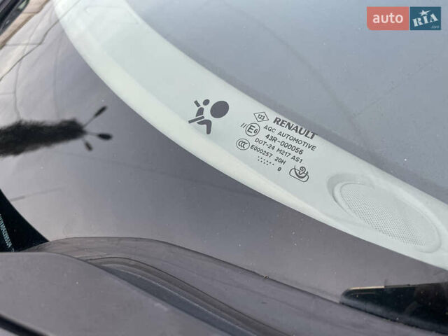 Черный Рено Гранд Сценик, объемом двигателя 1.4 л и пробегом 208 тыс. км за 6000 $, фото 26 на Automoto.ua