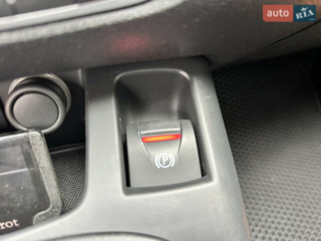 Черный Рено Гранд Сценик, объемом двигателя 1.9 л и пробегом 253 тыс. км за 7999 $, фото 72 на Automoto.ua