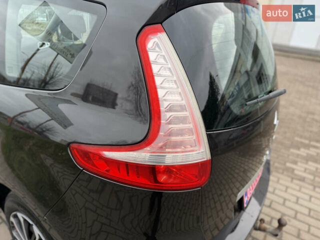 Черный Рено Гранд Сценик, объемом двигателя 1.5 л и пробегом 270 тыс. км за 6250 $, фото 15 на Automoto.ua