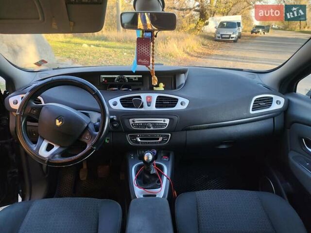 Черный Рено Гранд Сценик, объемом двигателя 1.4 л и пробегом 280 тыс. км за 6500 $, фото 7 на Automoto.ua