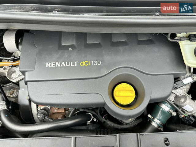 Черный Рено Гранд Сценик, объемом двигателя 1.9 л и пробегом 253 тыс. км за 7999 $, фото 90 на Automoto.ua