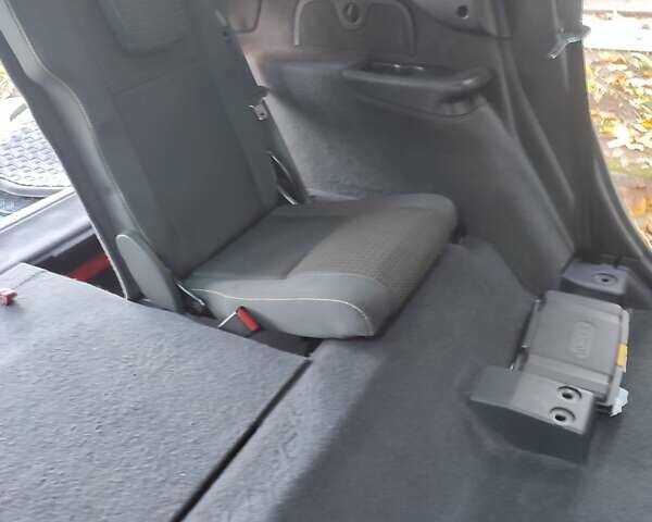 Черный Рено Гранд Сценик, объемом двигателя 1.46 л и пробегом 240 тыс. км за 7000 $, фото 16 на Automoto.ua