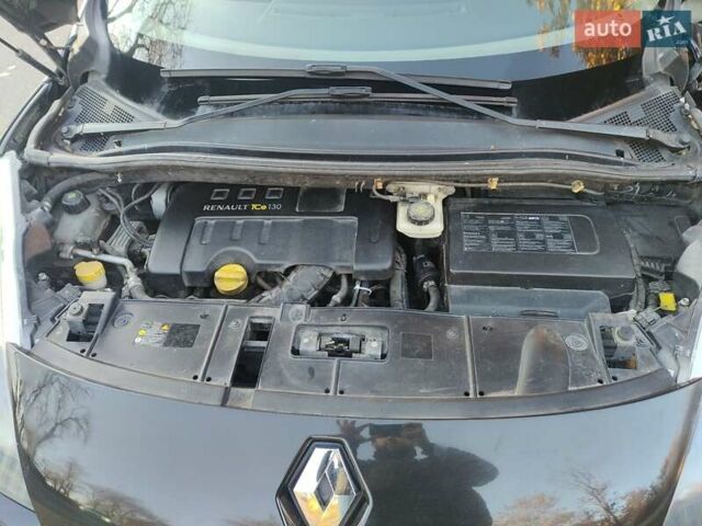 Черный Рено Гранд Сценик, объемом двигателя 1.4 л и пробегом 280 тыс. км за 6500 $, фото 11 на Automoto.ua