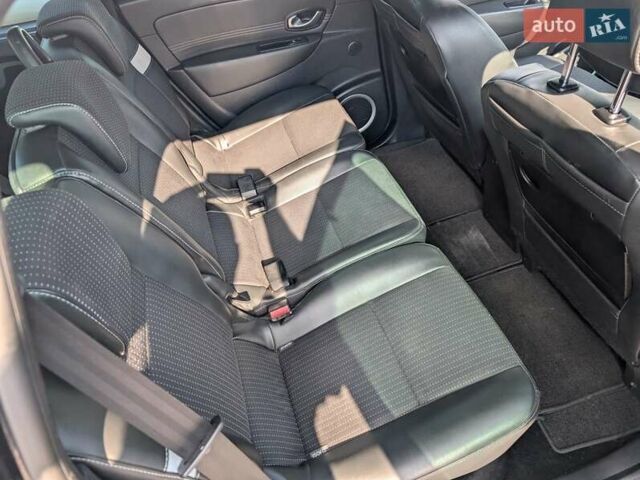 Чорний Рено Гранд Сценік, об'ємом двигуна 1.5 л та пробігом 239 тис. км за 7450 $, фото 33 на Automoto.ua
