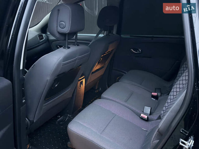 Чорний Рено Гранд Сценік, об'ємом двигуна 1.5 л та пробігом 334 тис. км за 6200 $, фото 10 на Automoto.ua