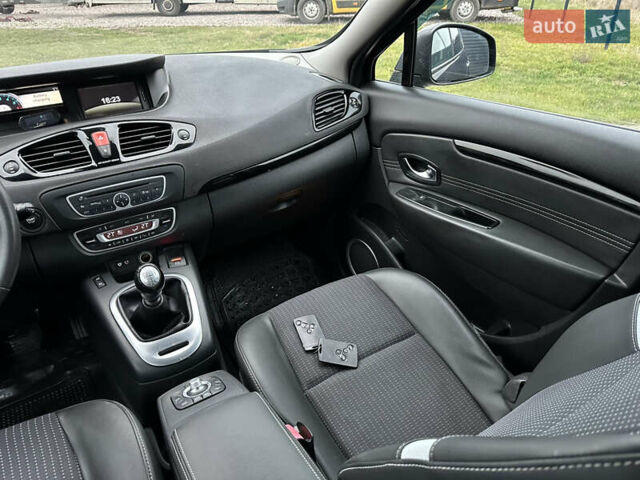 Черный Рено Гранд Сценик, объемом двигателя 1.6 л и пробегом 174 тыс. км за 7450 $, фото 36 на Automoto.ua