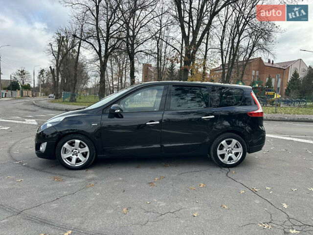 Черный Рено Гранд Сценик, объемом двигателя 2 л и пробегом 232 тыс. км за 8500 $, фото 30 на Automoto.ua