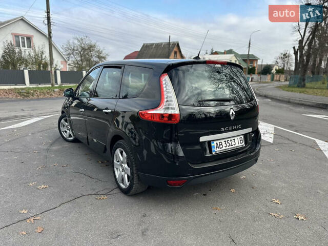 Черный Рено Гранд Сценик, объемом двигателя 2 л и пробегом 232 тыс. км за 8500 $, фото 26 на Automoto.ua