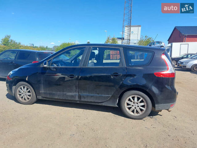 Черный Рено Гранд Сценик, объемом двигателя 0 л и пробегом 238 тыс. км за 7750 $, фото 4 на Automoto.ua