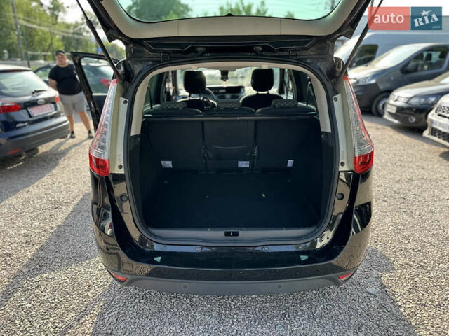 Чорний Рено Гранд Сценік, об'ємом двигуна 1.6 л та пробігом 198 тис. км за 7500 $, фото 24 на Automoto.ua