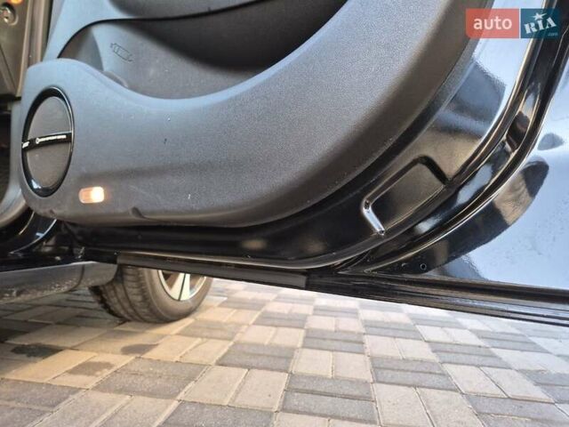 Черный Рено Гранд Сценик, объемом двигателя 1.87 л и пробегом 360 тыс. км за 7500 $, фото 18 на Automoto.ua