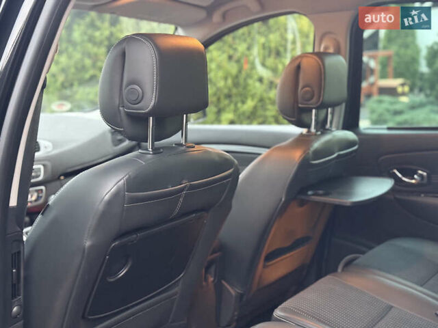 Черный Рено Гранд Сценик, объемом двигателя 1.6 л и пробегом 213 тыс. км за 8250 $, фото 48 на Automoto.ua