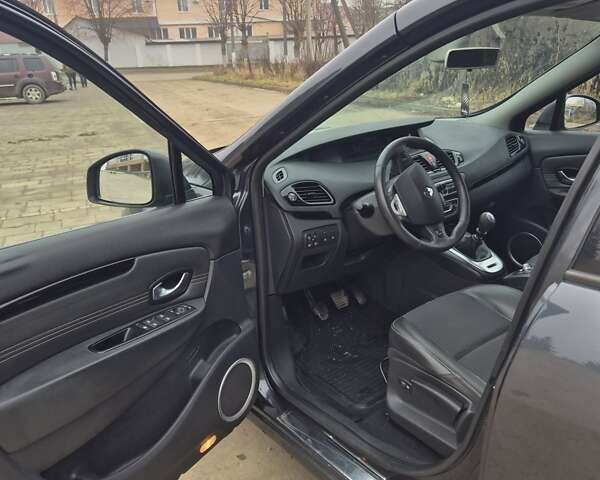 Черный Рено Гранд Сценик, объемом двигателя 1.6 л и пробегом 175 тыс. км за 6200 $, фото 6 на Automoto.ua