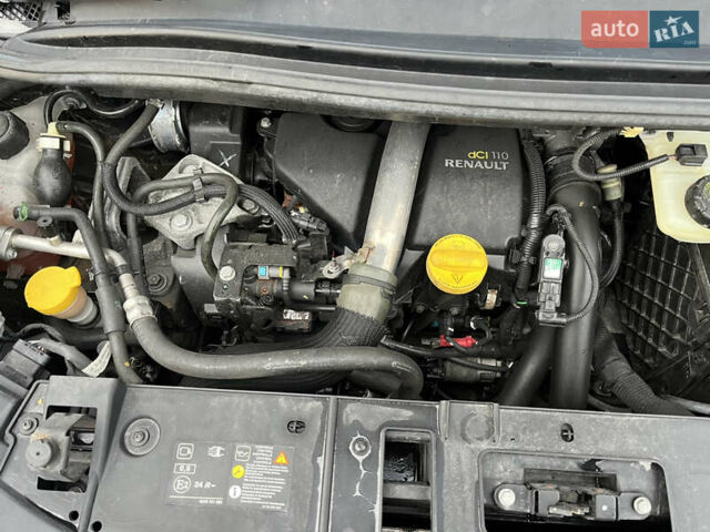 Черный Рено Гранд Сценик, объемом двигателя 1.5 л и пробегом 235 тыс. км за 7999 $, фото 15 на Automoto.ua