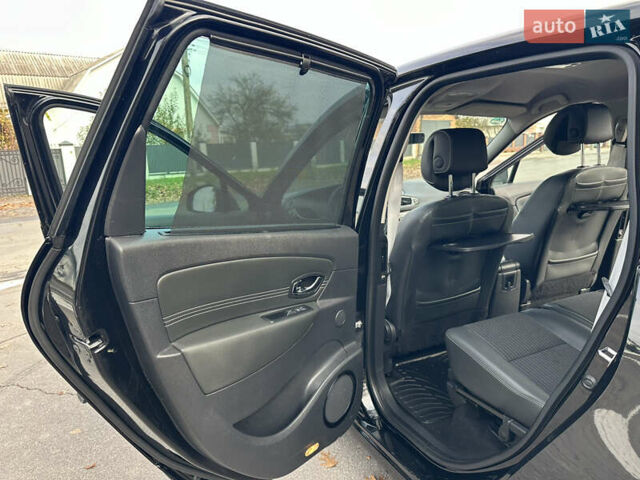 Черный Рено Гранд Сценик, объемом двигателя 2 л и пробегом 232 тыс. км за 8500 $, фото 46 на Automoto.ua