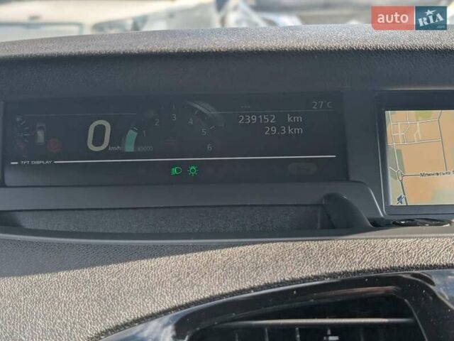 Чорний Рено Гранд Сценік, об'ємом двигуна 1.5 л та пробігом 239 тис. км за 7450 $, фото 28 на Automoto.ua