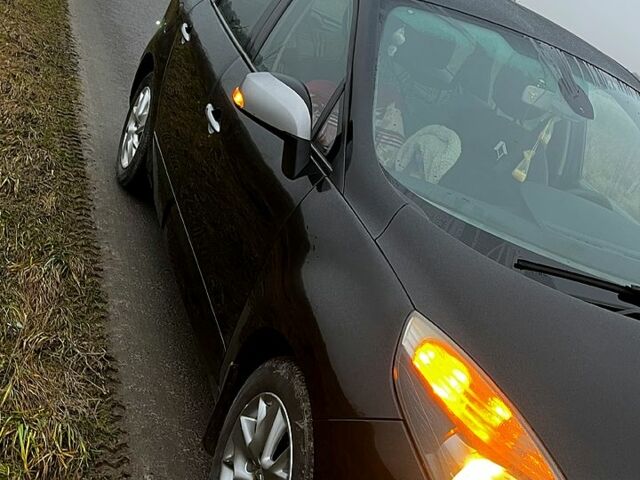 Чорний Рено Гранд Сценік, об'ємом двигуна 1.5 л та пробігом 0 тис. км за 7000 $, фото 2 на Automoto.ua