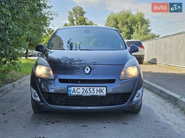 Черный Рено Гранд Сценик, объемом двигателя 1.6 л и пробегом 272 тыс. км за 6700 $, фото 2 на Automoto.ua