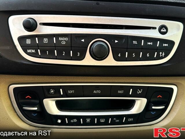 Черный Рено Гранд Сценик, объемом двигателя 1.6 л и пробегом 244 тыс. км за 8200 $, фото 9 на Automoto.ua