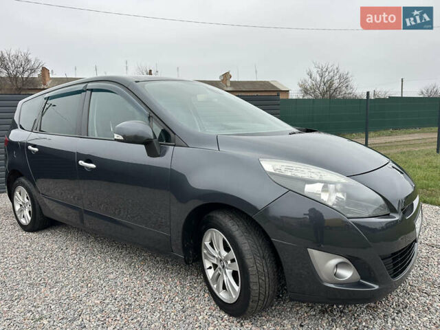 Черный Рено Гранд Сценик, объемом двигателя 1.6 л и пробегом 174 тыс. км за 7450 $, фото 13 на Automoto.ua