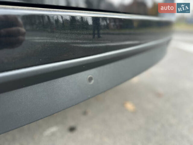 Черный Рено Гранд Сценик, объемом двигателя 2 л и пробегом 232 тыс. км за 8500 $, фото 16 на Automoto.ua
