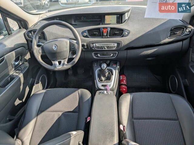 Чорний Рено Гранд Сценік, об'ємом двигуна 1.5 л та пробігом 239 тис. км за 7450 $, фото 34 на Automoto.ua
