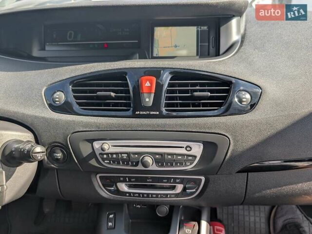 Чорний Рено Гранд Сценік, об'ємом двигуна 1.5 л та пробігом 239 тис. км за 7450 $, фото 43 на Automoto.ua