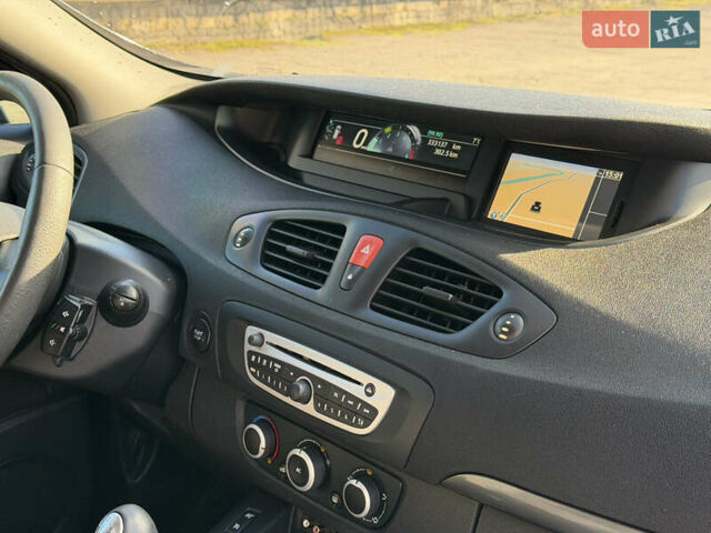 Черный Рено Гранд Сценик, объемом двигателя 1.5 л и пробегом 333 тыс. км за 6100 $, фото 15 на Automoto.ua