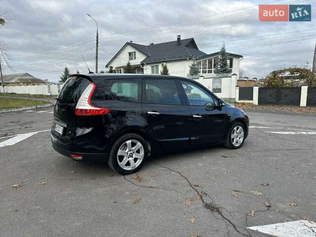 Черный Рено Гранд Сценик, объемом двигателя 2 л и пробегом 232 тыс. км за 8500 $, фото 31 на Automoto.ua