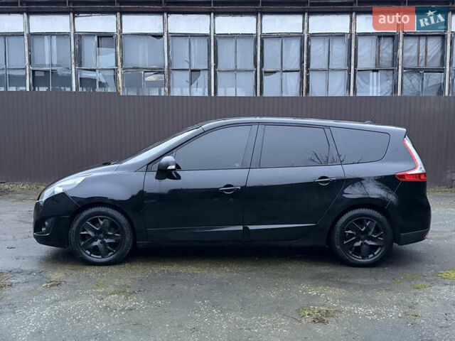 Чорний Рено Гранд Сценік, об'ємом двигуна 1.5 л та пробігом 334 тис. км за 6200 $, фото 1 на Automoto.ua